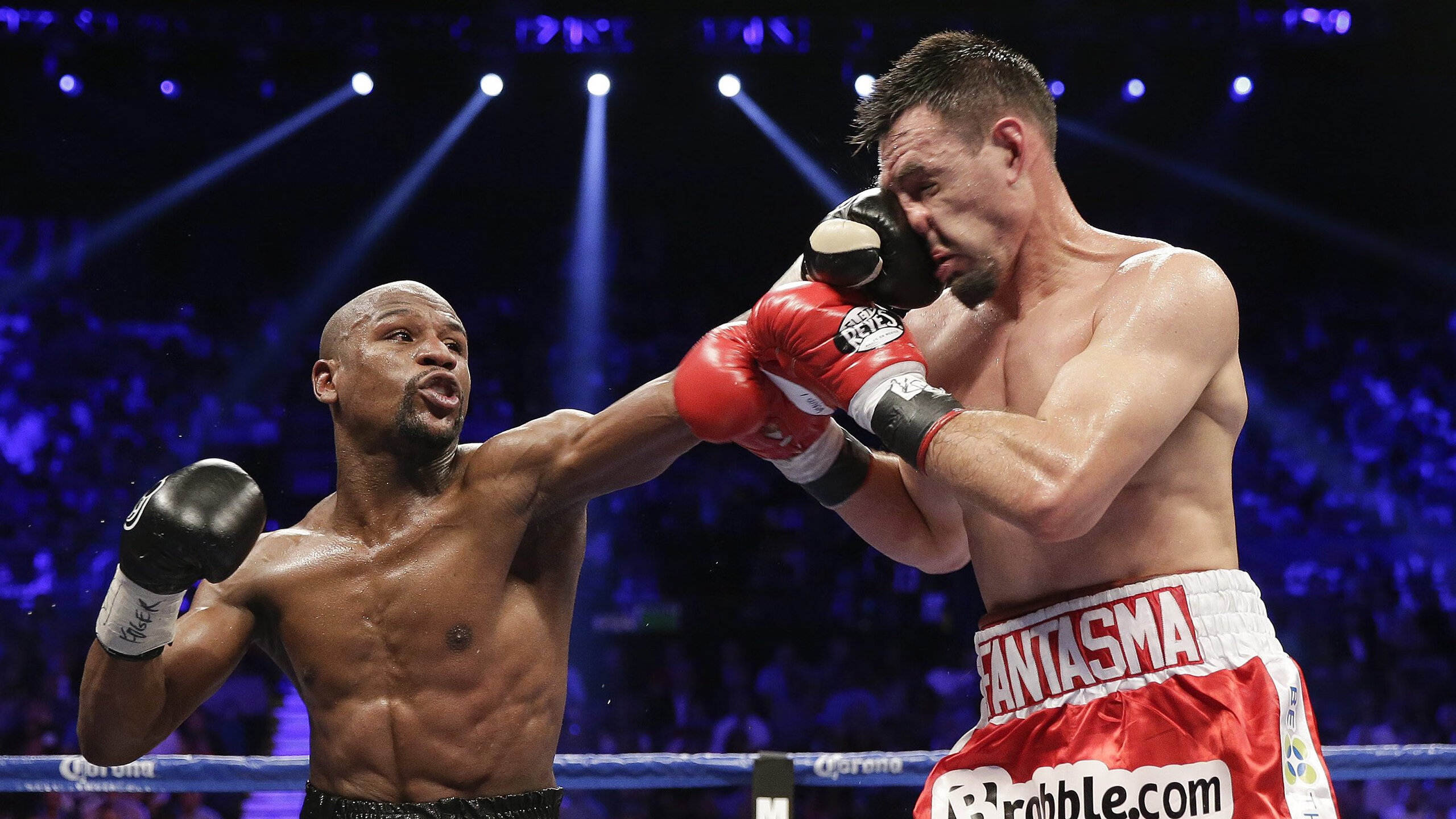 开云体育在线-巴西强势拿下丹麦，托尼成为关键先生，桑巴军团如何破解北欧铁壁？