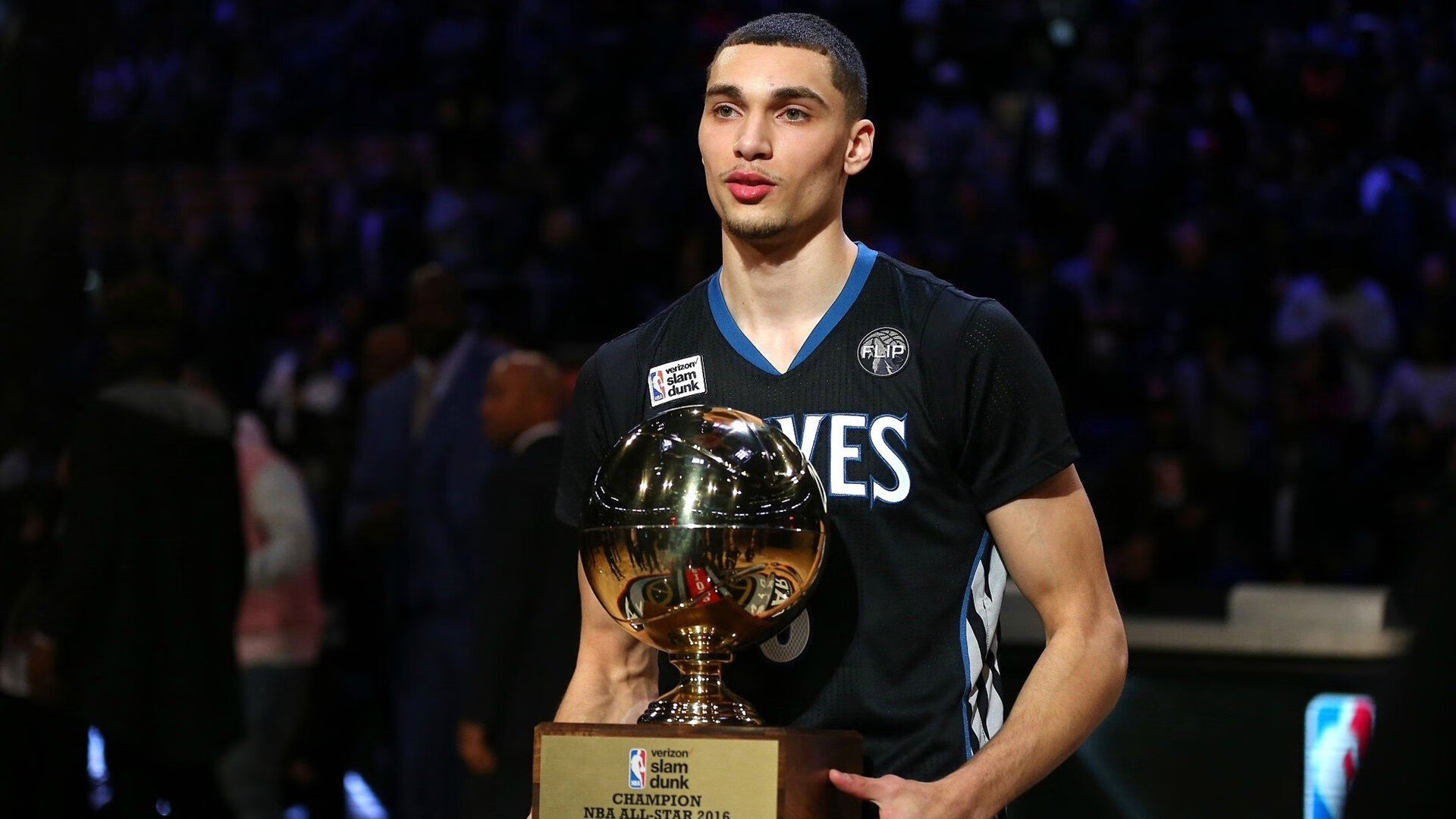 步行者鏖战太阳,米切尔的稳定输出,是篮球场上的反内卷宣言